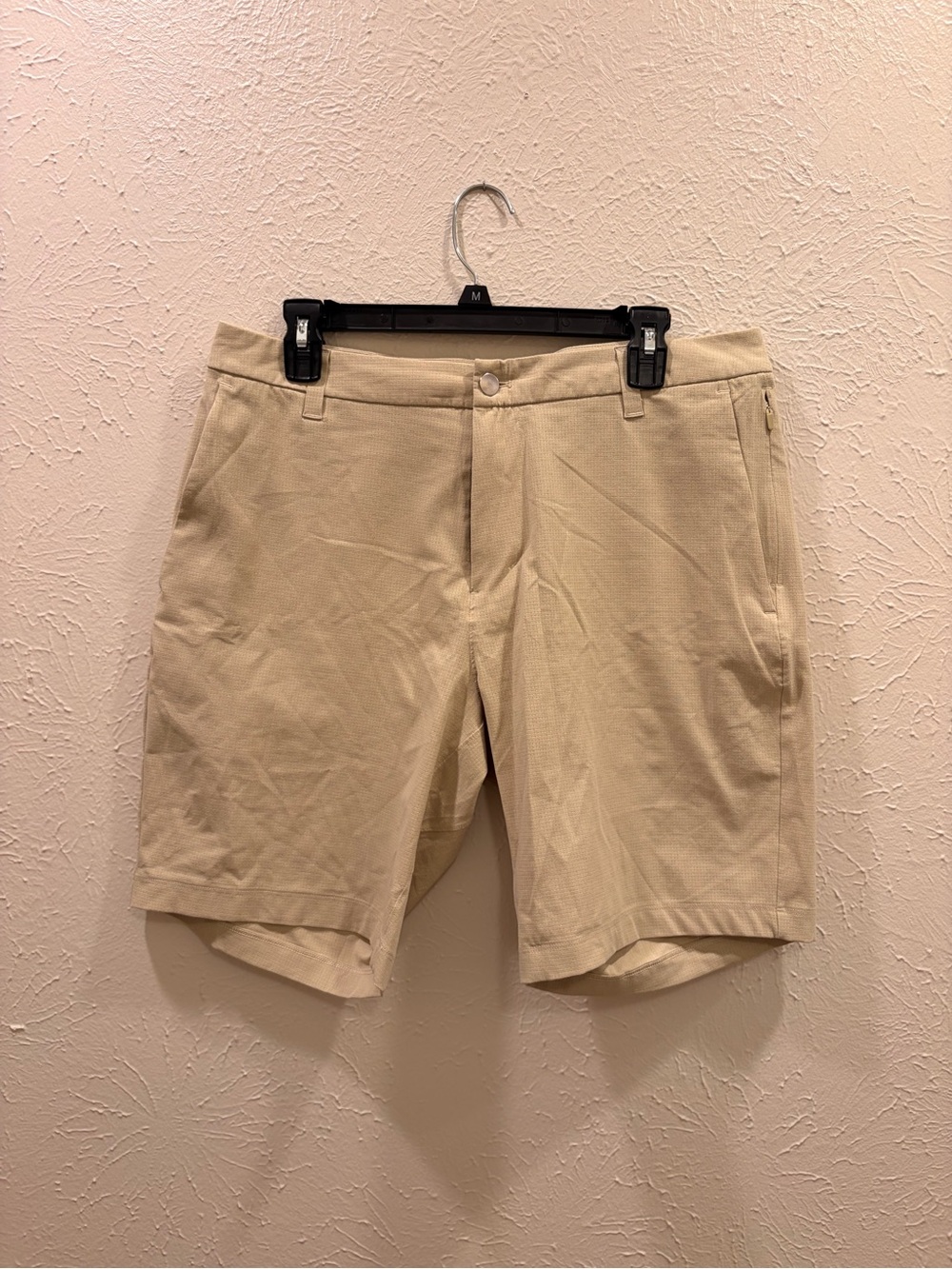 lululemon athletica Light Beige Men's Shorts with Inner Waistband Detail